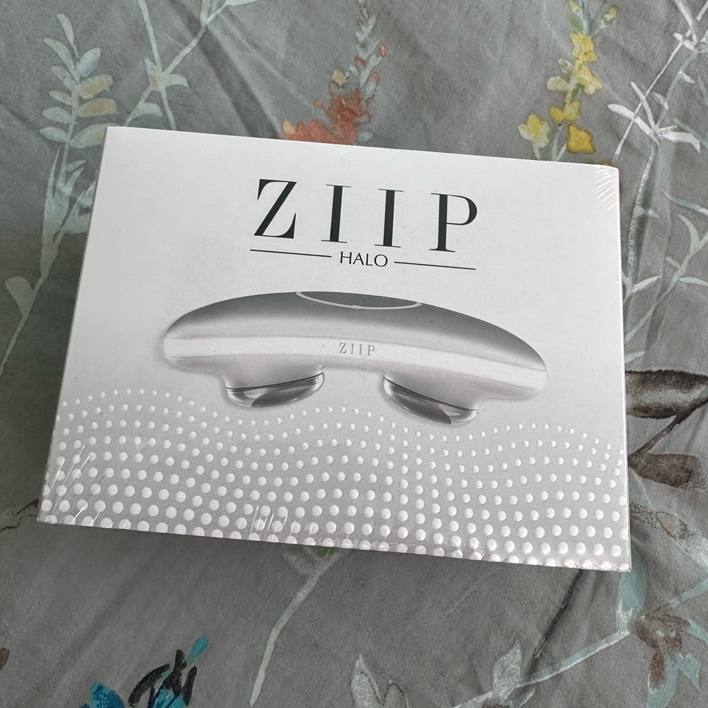 NIB ZIIP HALO Serum Charger complete brand new set anti-aging facelift facial